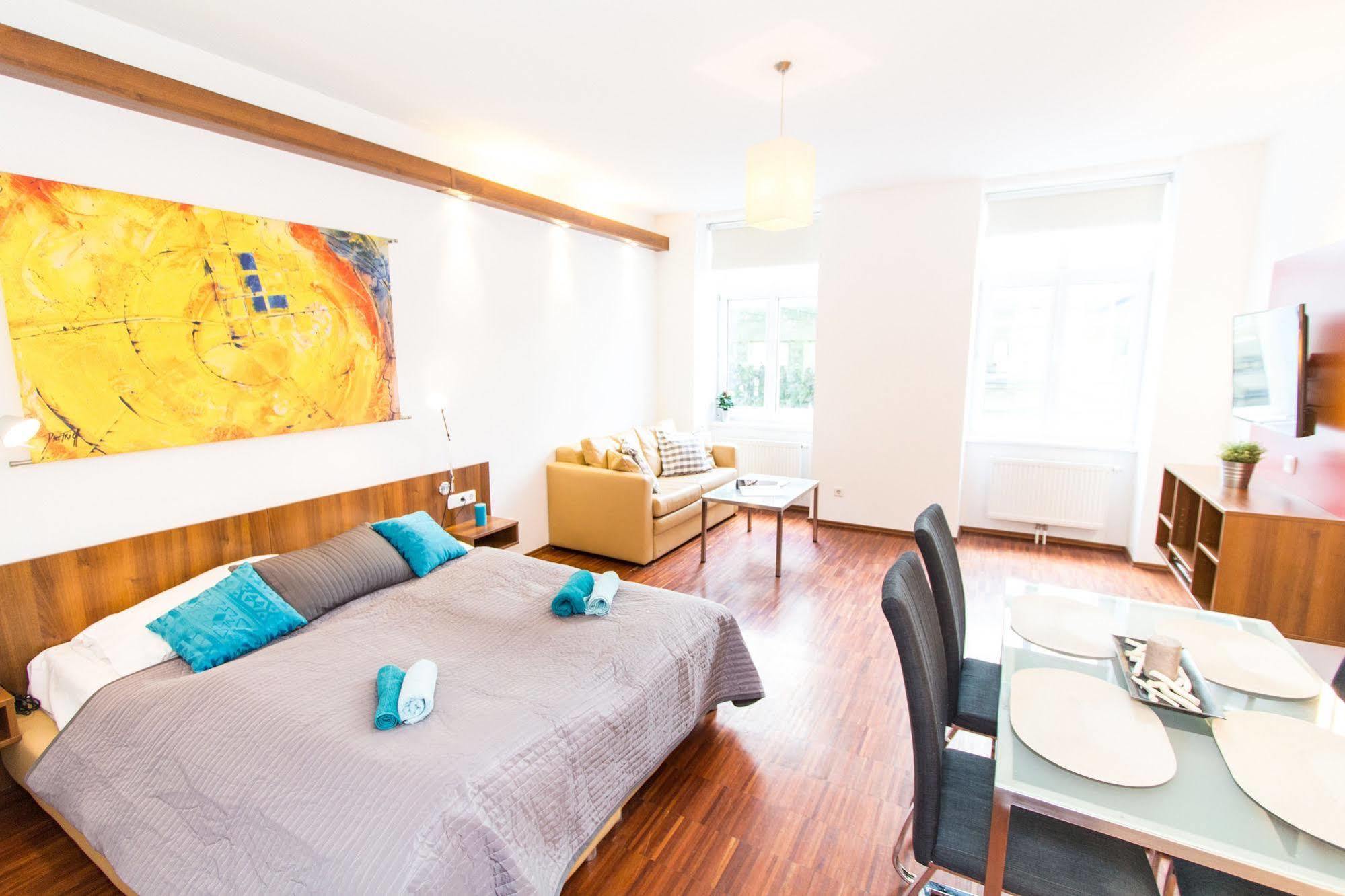 Checkvienna - Premium Apartment Luaran gambar