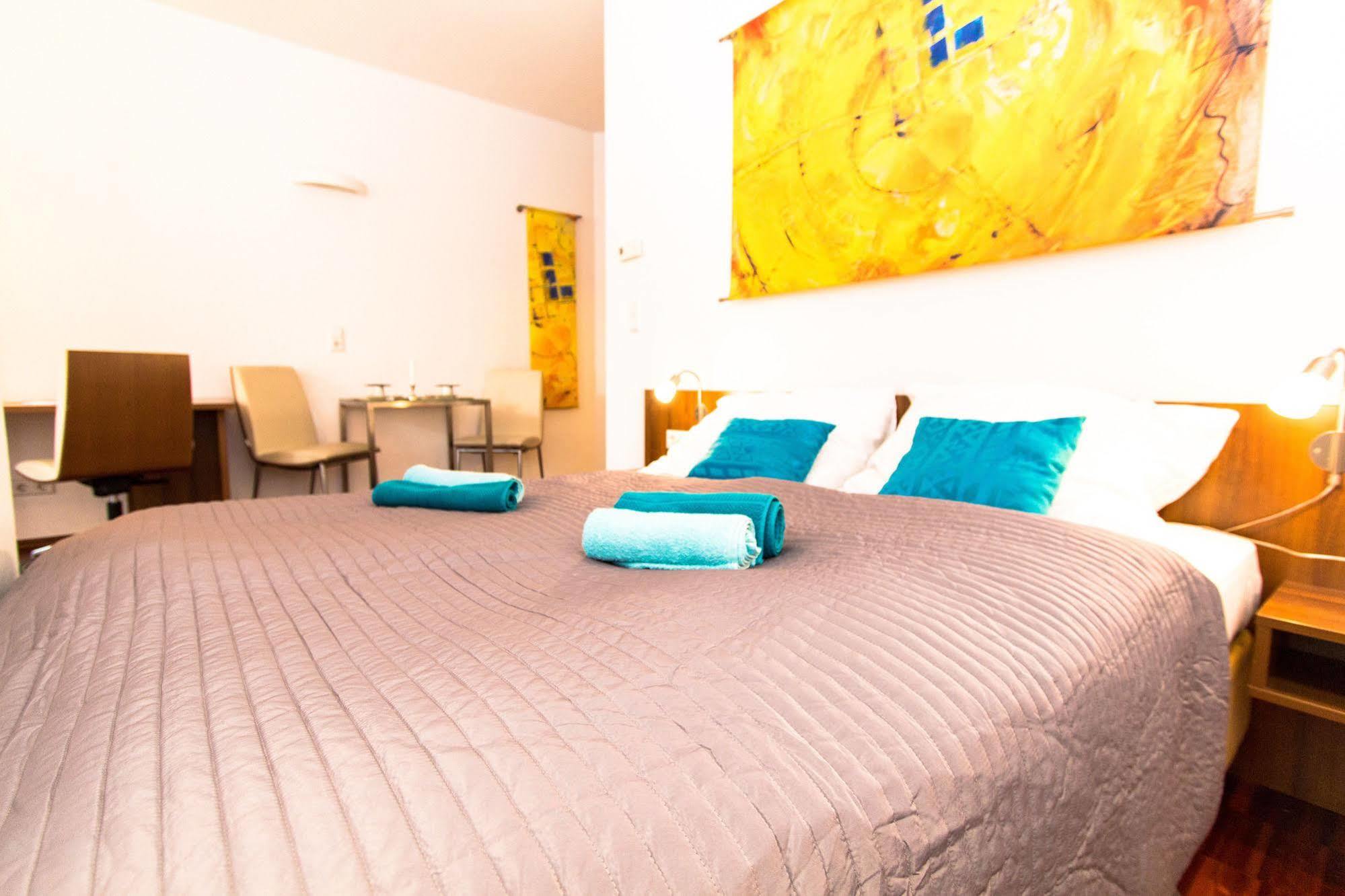 Checkvienna - Premium Apartment Luaran gambar