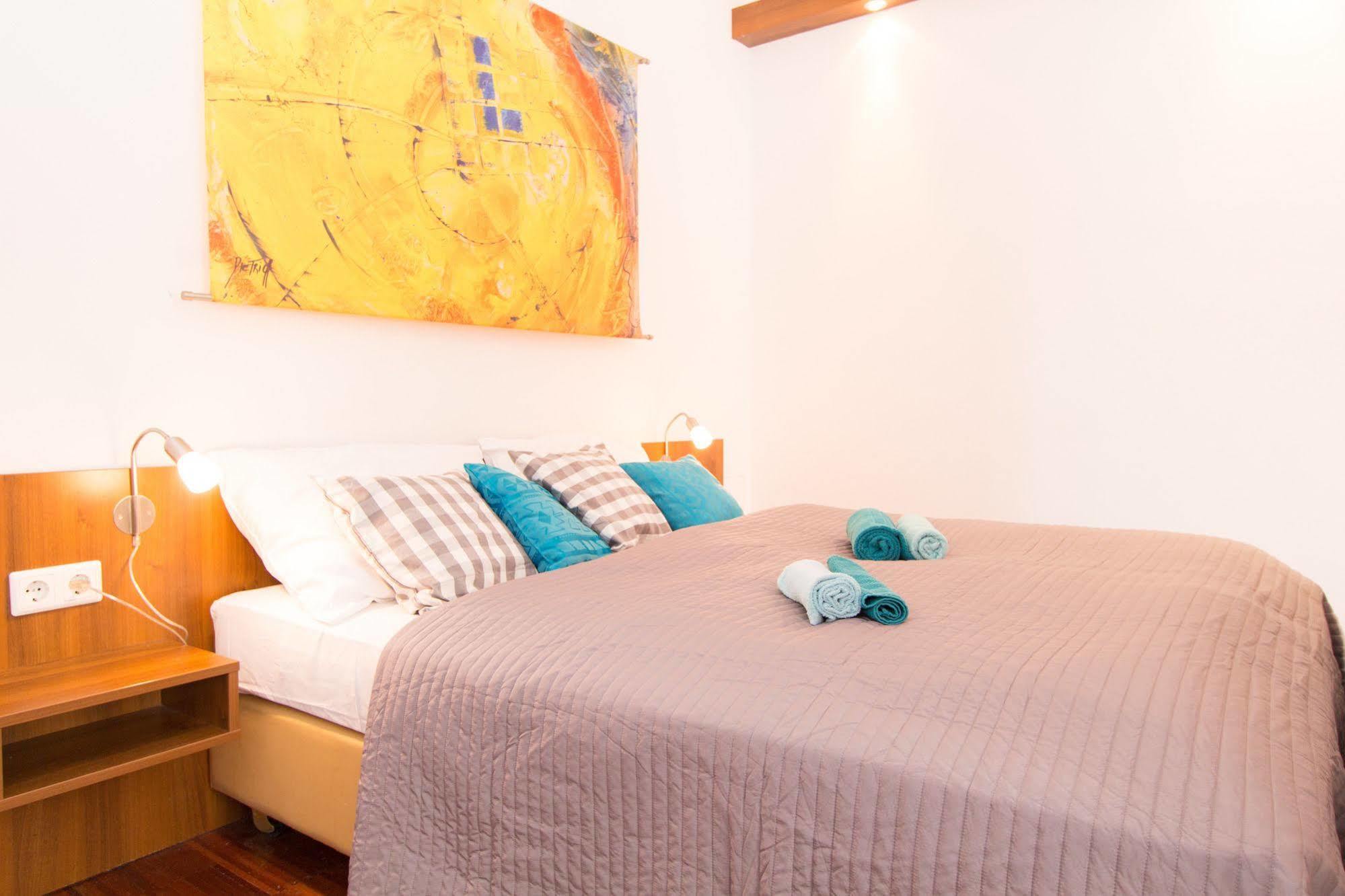 Checkvienna - Premium Apartment Luaran gambar